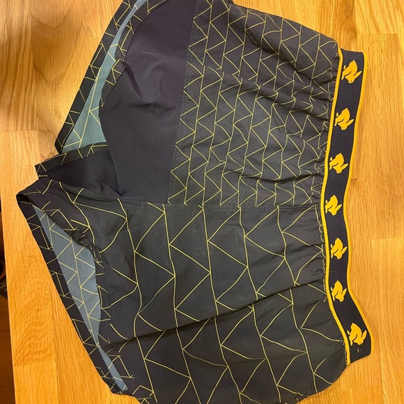 Rabbit Running Shorts- Women’s :L - Picture 2 of 6